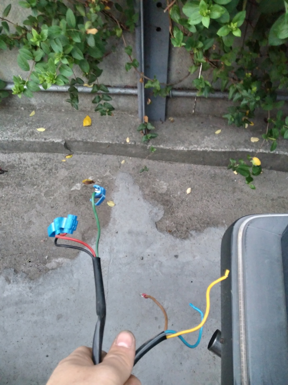 Дрібниця з проводки 5