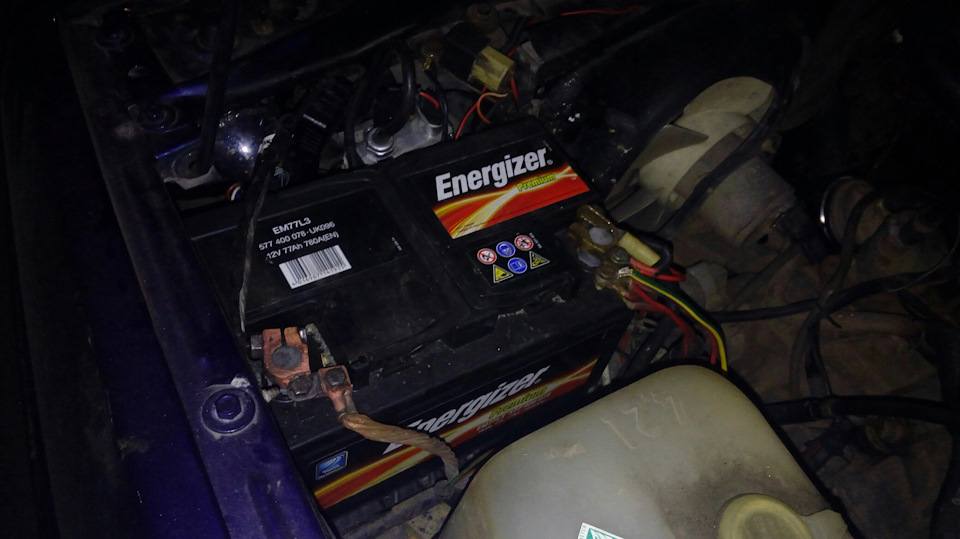 Новий акумулятор Energizer) 1