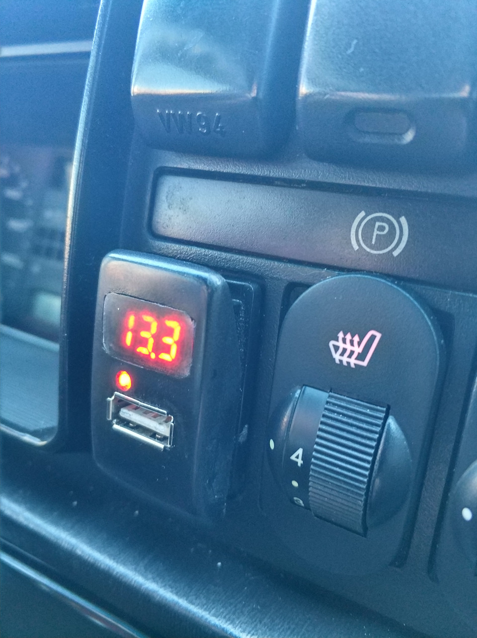 Вольтметр у Golf 2 4