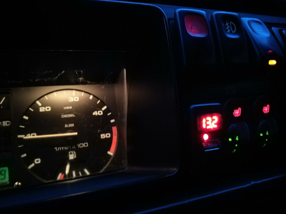 Вольтметр у Golf 2 2