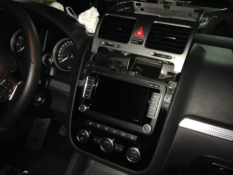 Нова рамка нового блоку Кліматроніка від VW Golf VII. 5