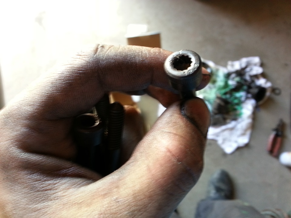 Наша пісня хороша. починається спочатку:)) 5