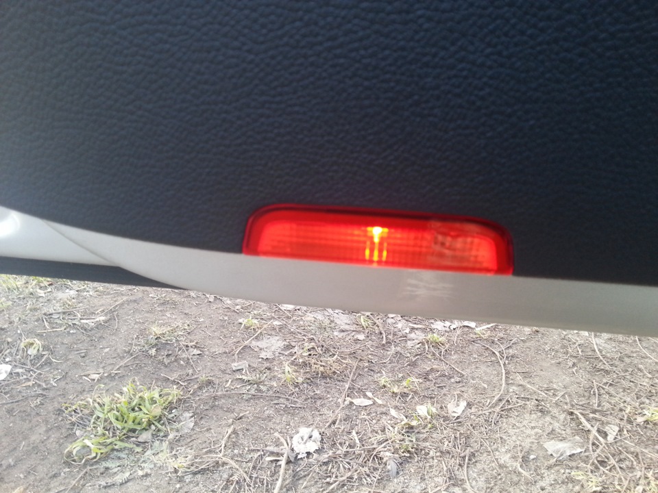 Оригінальне підсвічування дверей з Passat 1