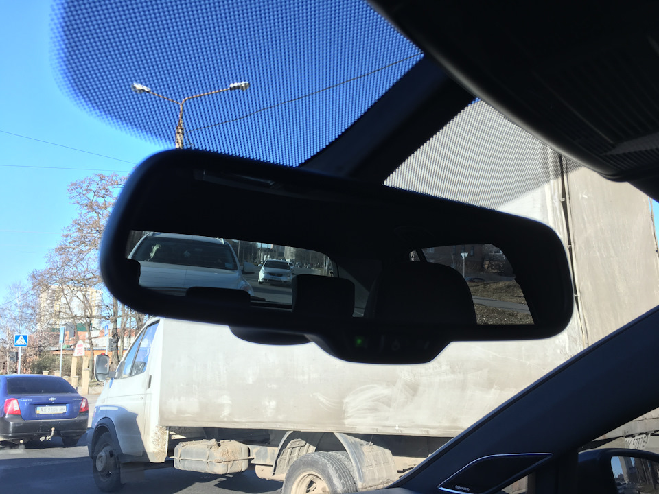 Безрамкове салонне дзеркало з FLA. 2
