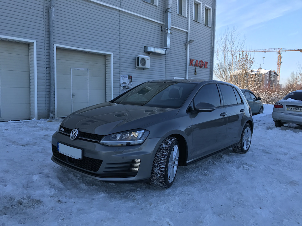Гольф продається! 4