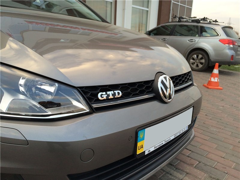 Нова куліса GTD, грати радіатора GTD та шильди на крила та задню кришку багажника. 5