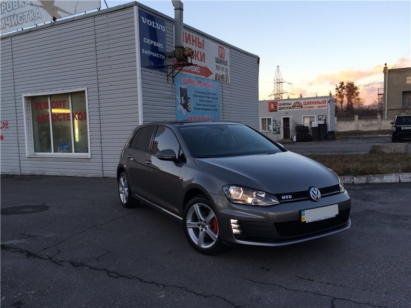 Новий передній бампер від VW Golf VII GTD. Частина 2. 3