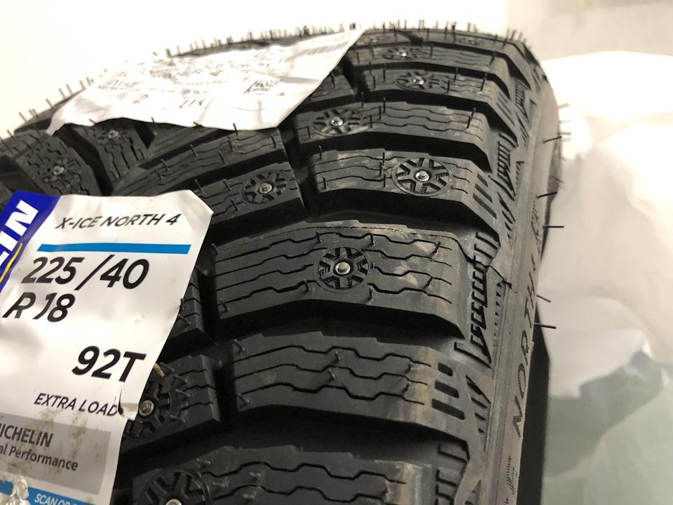 Нові зимові шини. Michelin X-ice North 4. 3