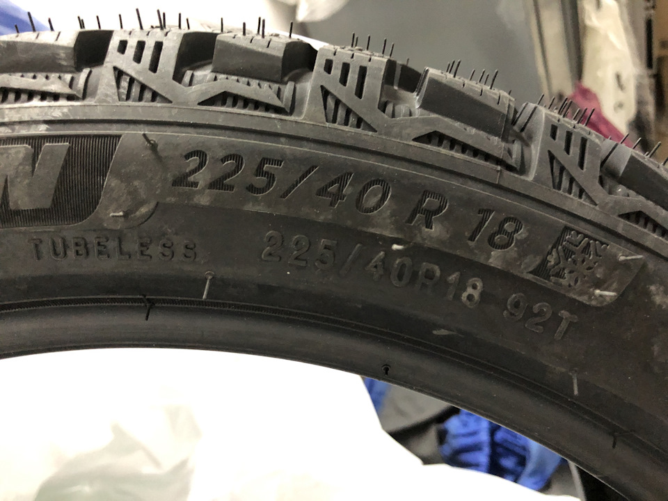 Нові зимові шини. Michelin X-ice North 4. 5