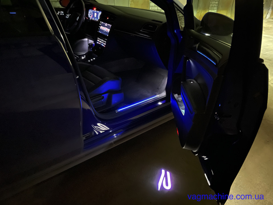Плафони підсвічування дверей IQ Light з голограмою R 2021. 5