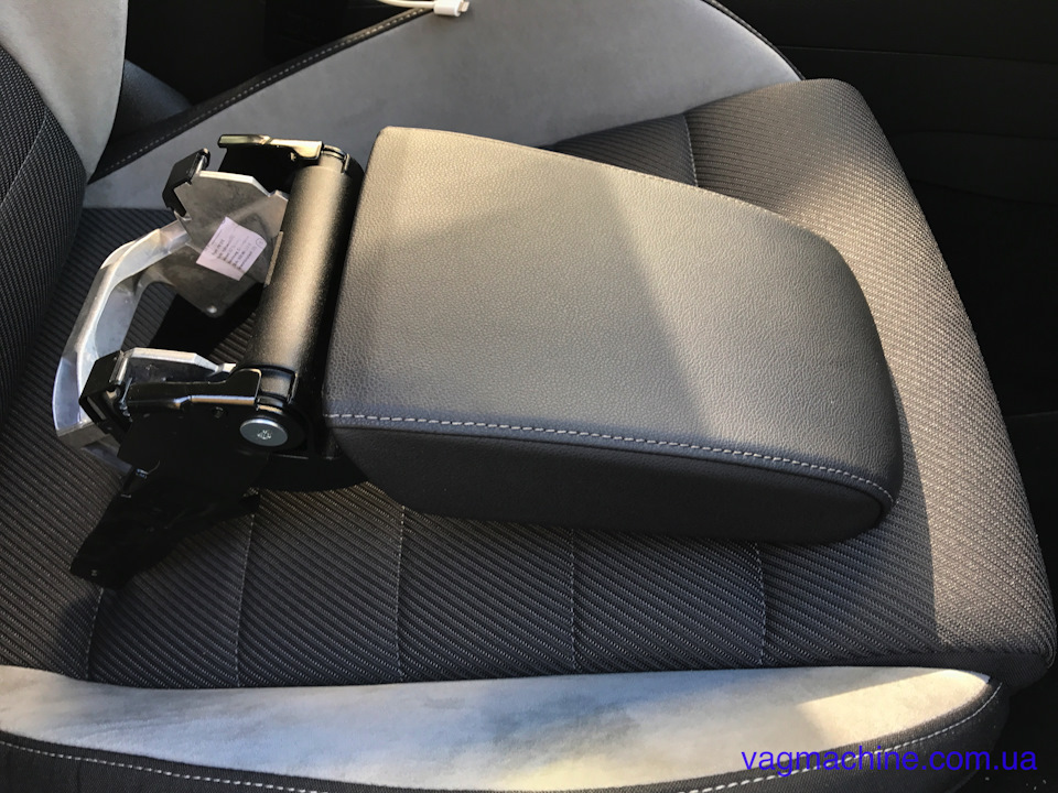 Новий салон VW Golf VII R. 4