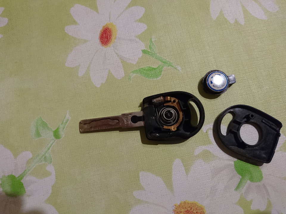 Дрібниця, а приємно. Упорядковуємо ключик. 5