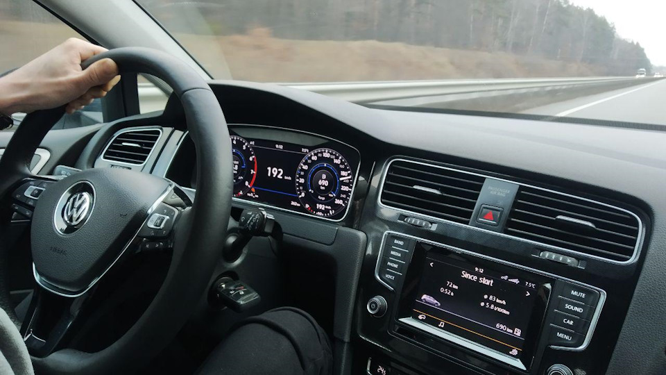 Digital Cockpit (Active Info Display) 2
