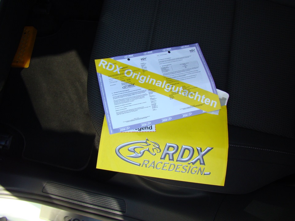 Продам пороги Golf 7 від RDX. 5