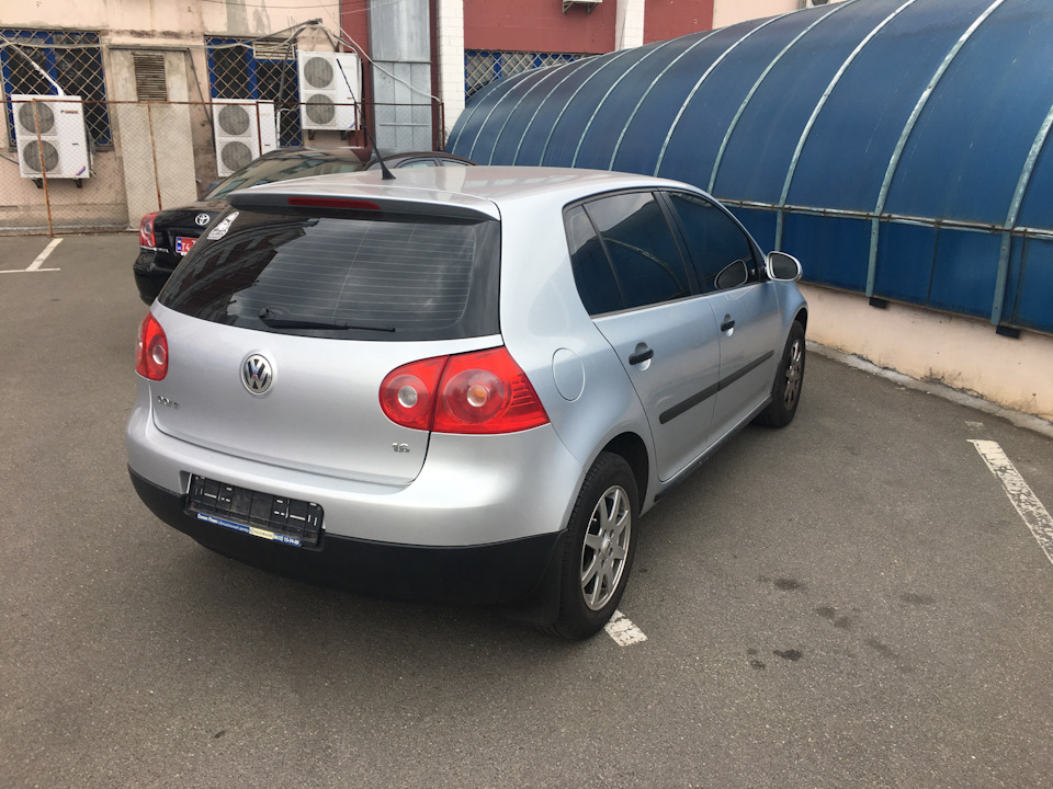 Полку Гольфоводів прибуло 1
