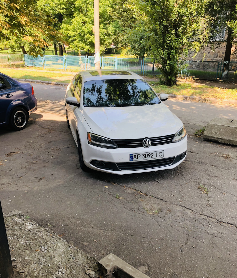 Килимок в багажник 1