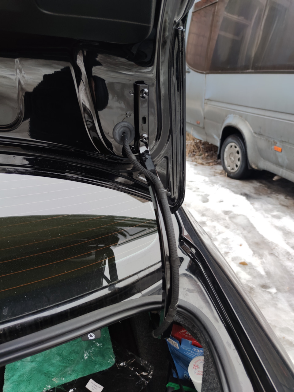 Накладки петель + 1 до зовнішнього вигляду багажника 2