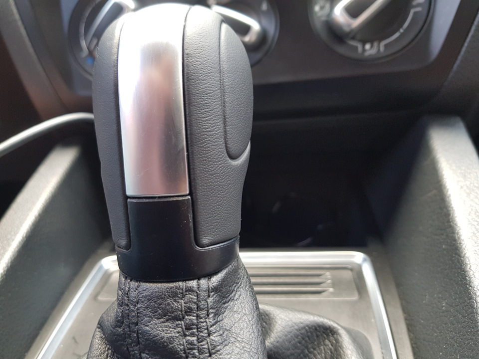 Накладки ручки КПП Jetta 4