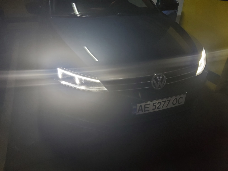 Нові очі для jetta 6 3