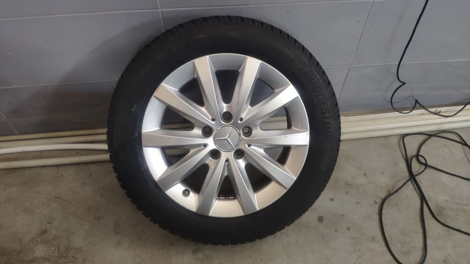 Диски на зиму Mercedes Benz + гума Bridgestone