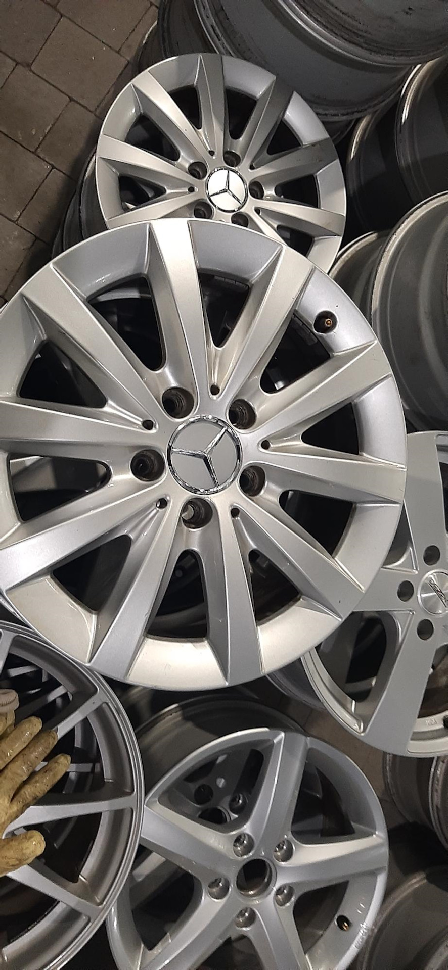 Диски на зиму Mercedes Benz + гума Bridgestone 4