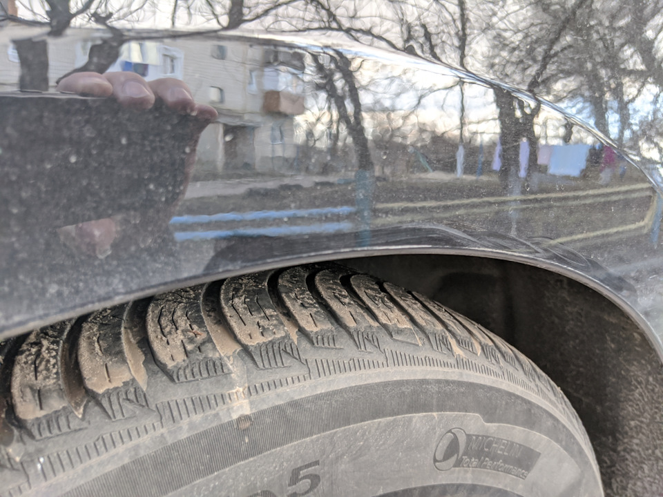 Притерли на парковці 3