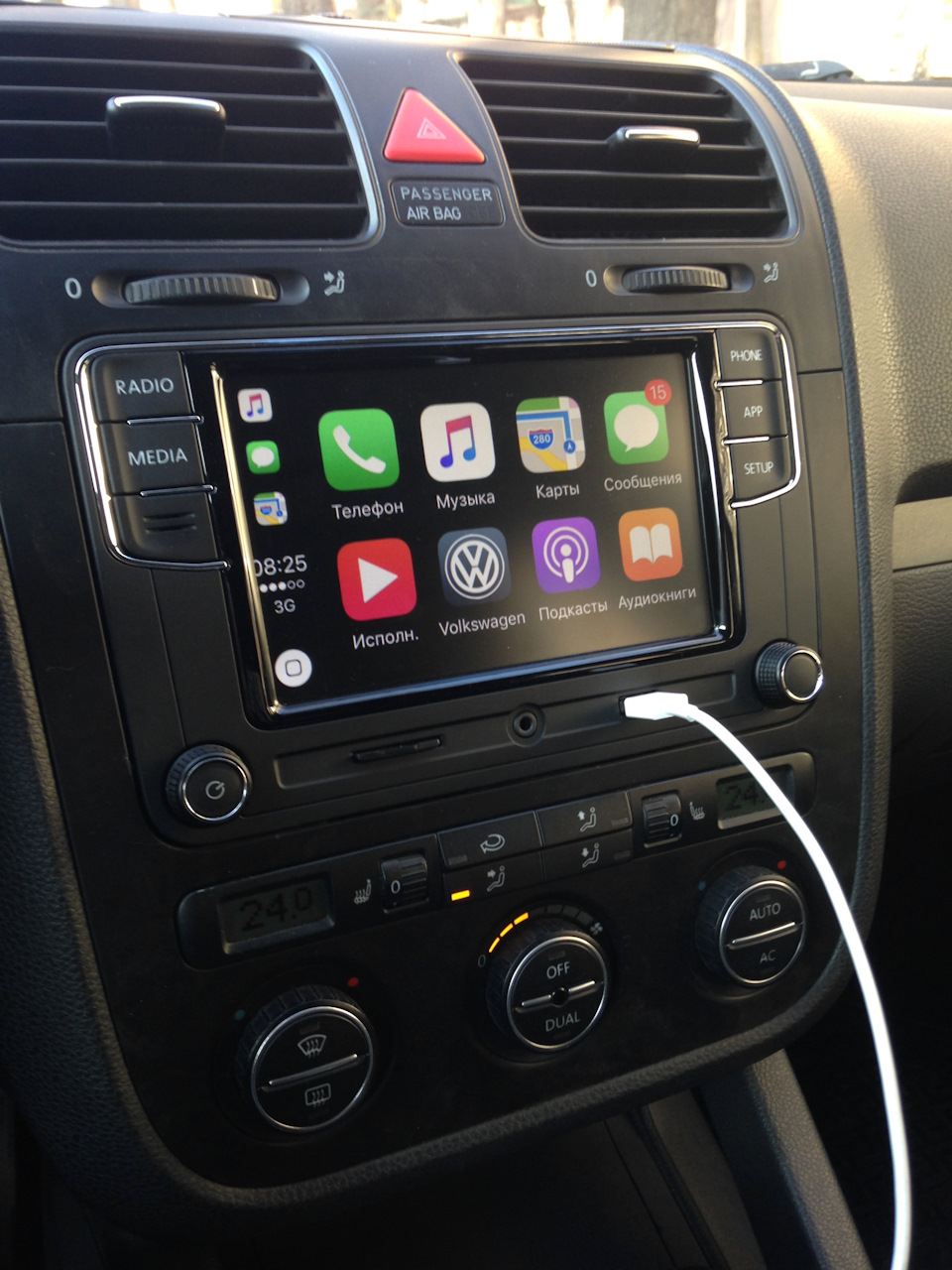 Встановлено RCD 330+ Carplay замість RNS 510 1