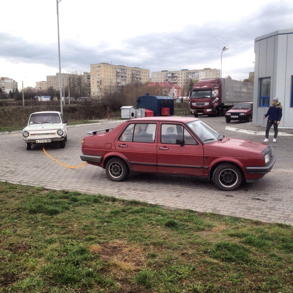 Тяну на тросі Ластівку ЗАЗ 968м 1