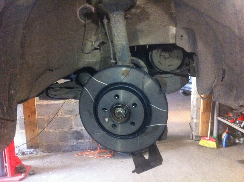 Заміна гальм на Brembo Max 4