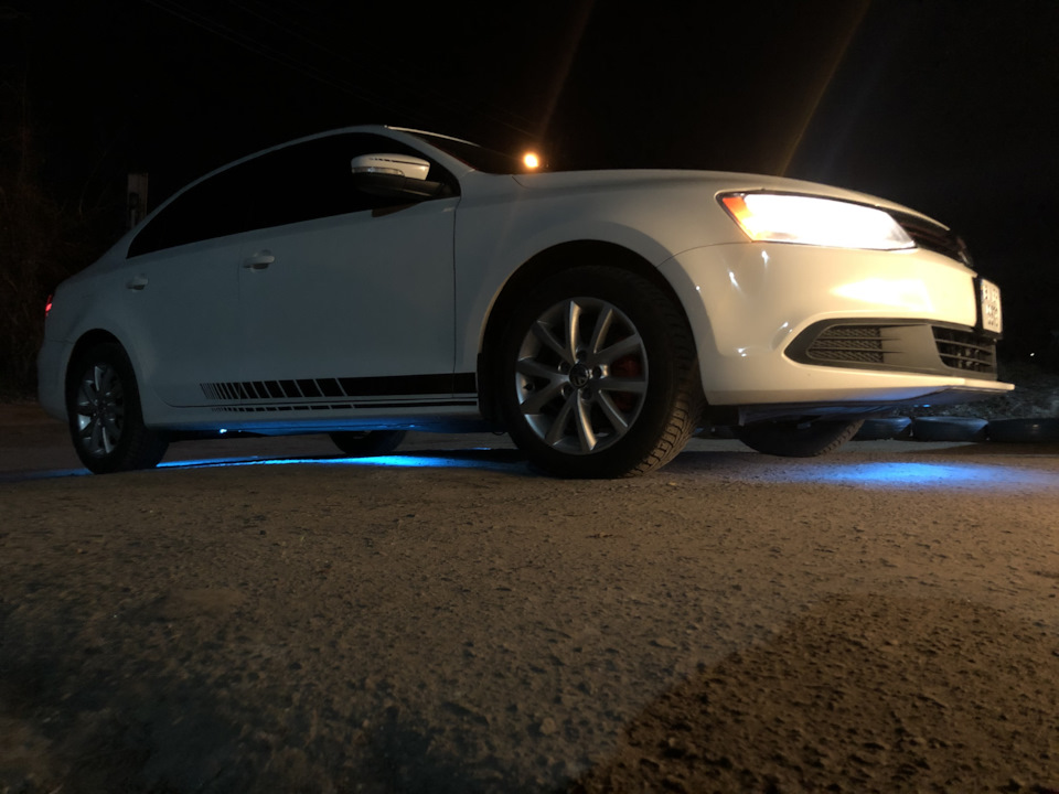 Підсвічування, LED підсвічування днища JETTA 3