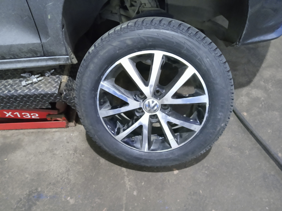 Goodyear UltraGrip Ice 2 205/60 R16 96T XL 2