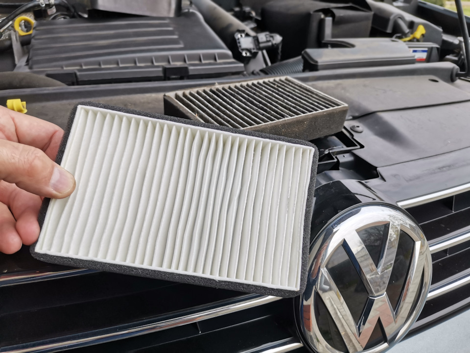 Заміна додаткового фільтра салону Jetta 6 Passat Golf SKODA 1