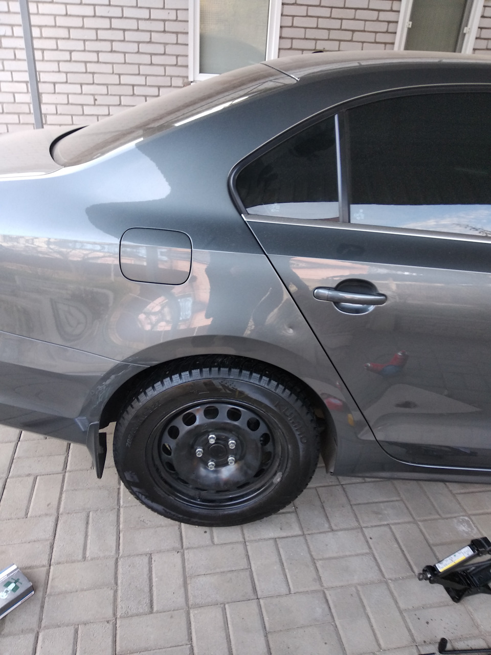 Зимові капці 205/60 R16 1