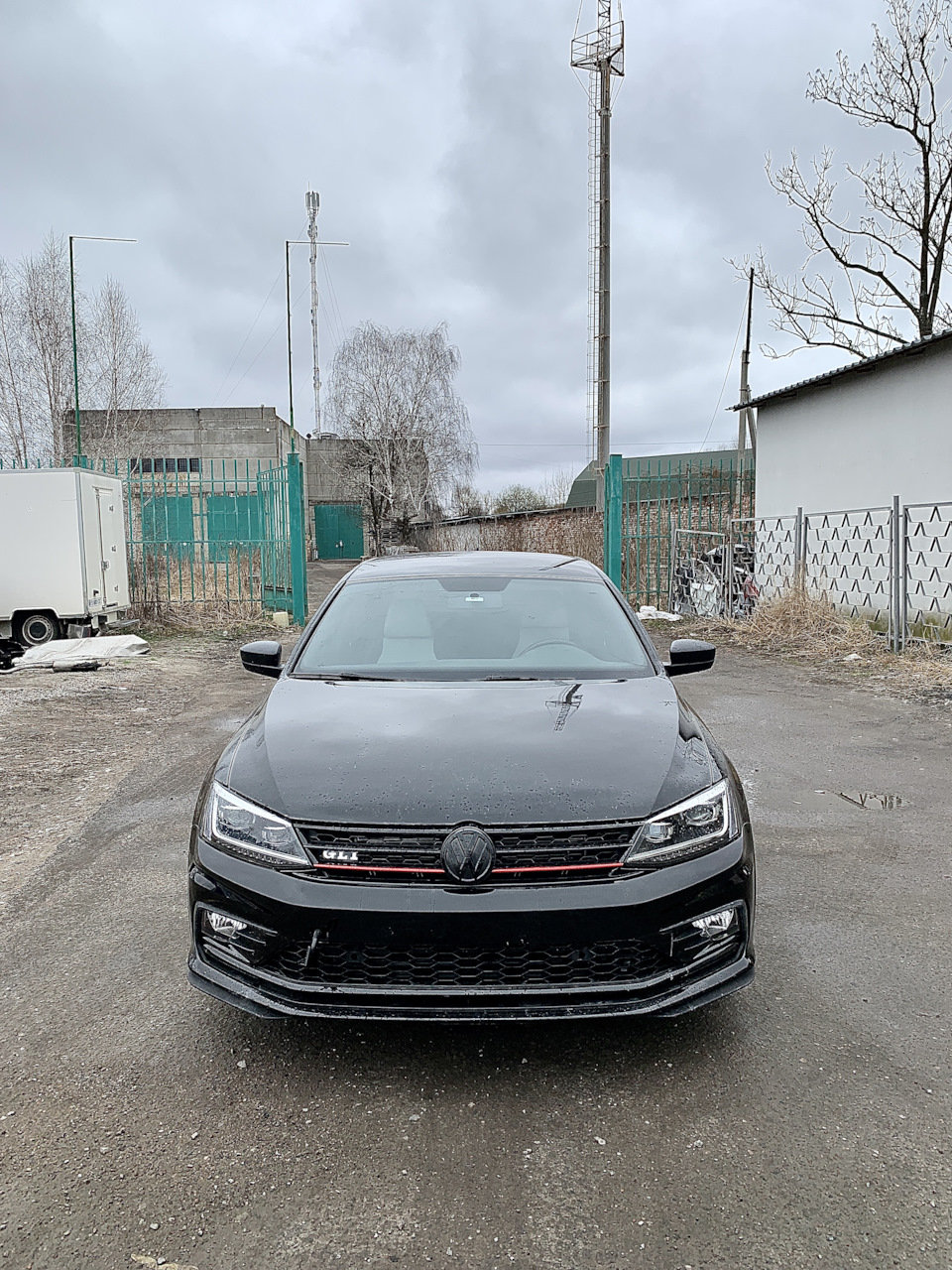 Передній бампер GLI 1