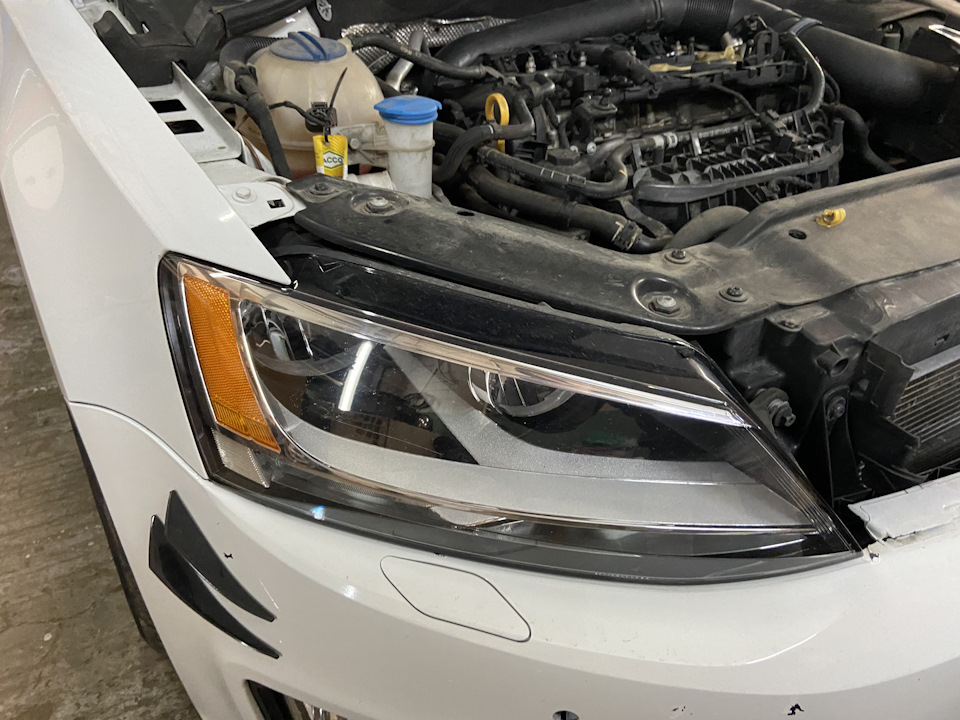 Передня оптика Jetta 6 b8 стиль. 5