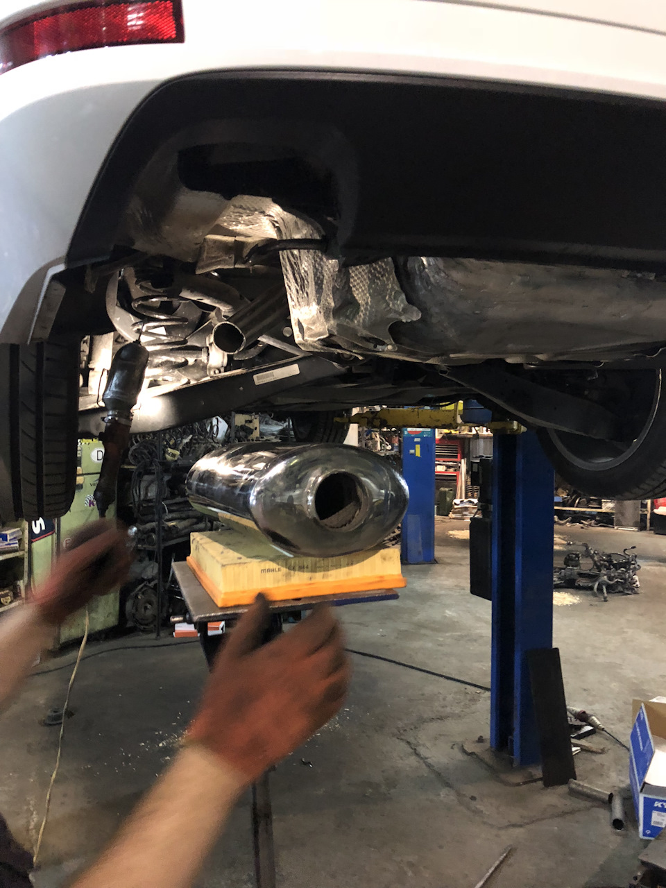 ВИХЛОП КАСТОМНИЙ НА Jetta 1.8 tsi 4