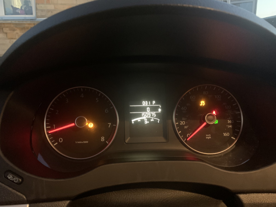 Додавання кнопок мультикеру Jetta 6 5