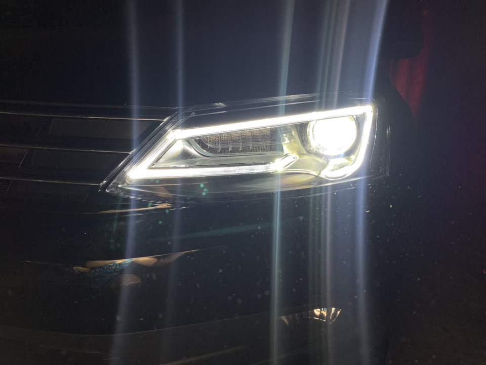 Фари в стилі Audi 5