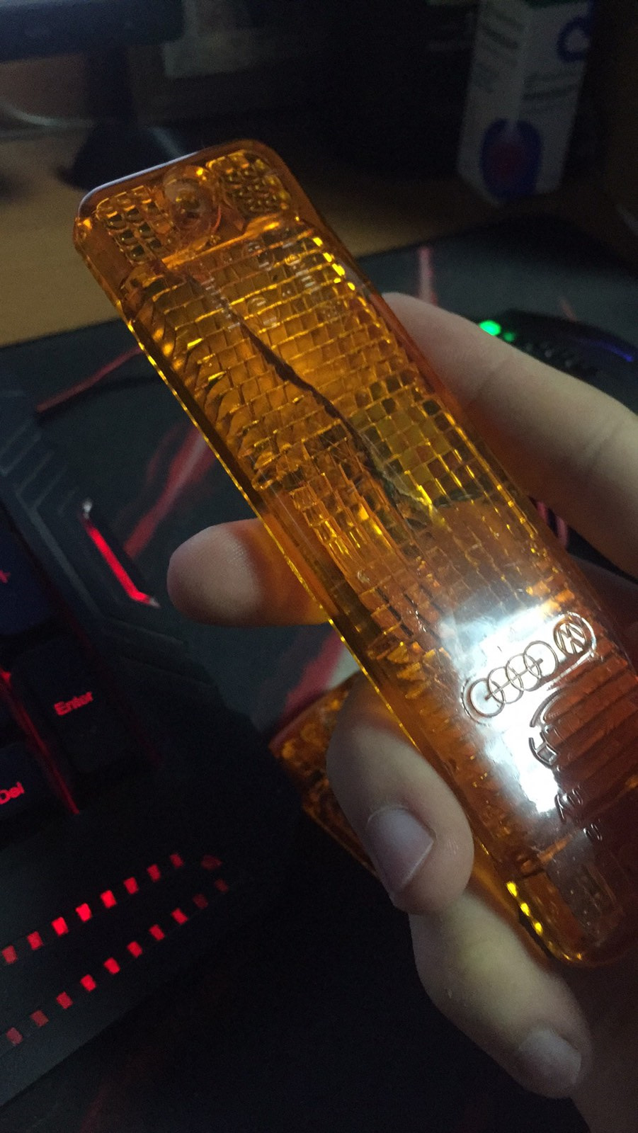 У пошуках скла Hella 2