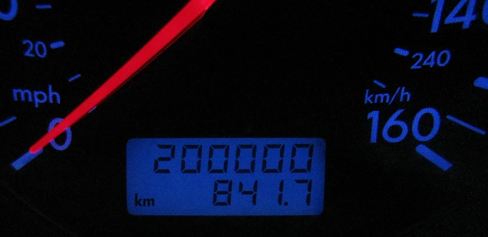 200 Мегаметрів