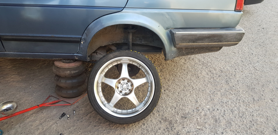Покупка дисків або те, як я взяв поганяти у знайомого r16 але в останній момент передумав і купив Kosei SENEKA-RT r17 3