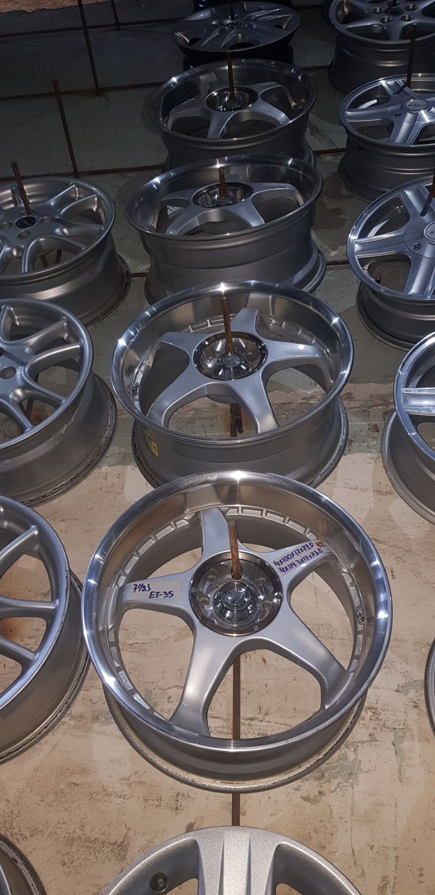 Продаю Диски Kosei Seneka-RT R17 PCD 4х100 4х114,3 +Гума 215/40 r17 Літо 3