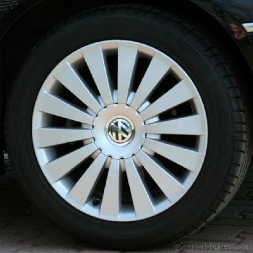Диски від Passat R17 Macau