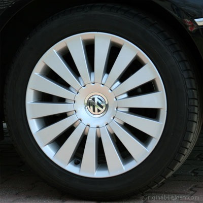 Диски від Passat R17 Macau 1