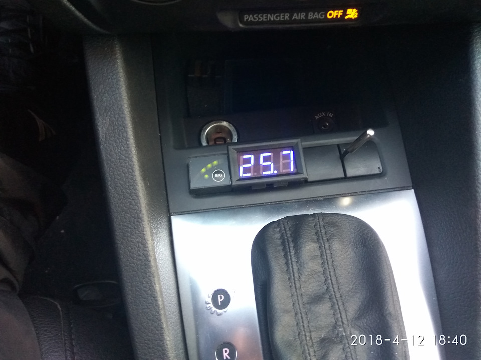 Термометр в авто 1