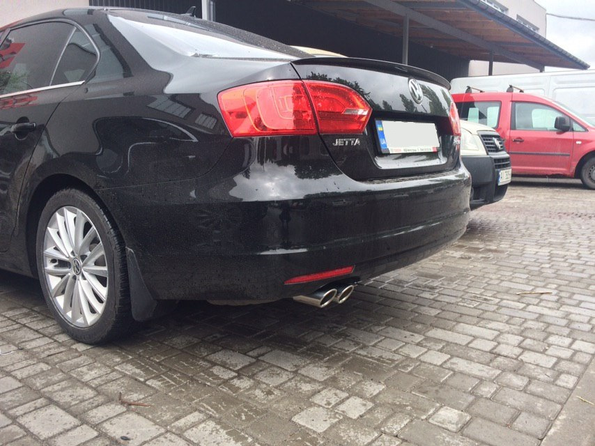 Встановлення насадок вихлопної Jetta 6 1