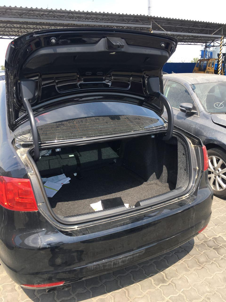 Відновлення Jetta 2.5 SEL з USA після ДТП 4
