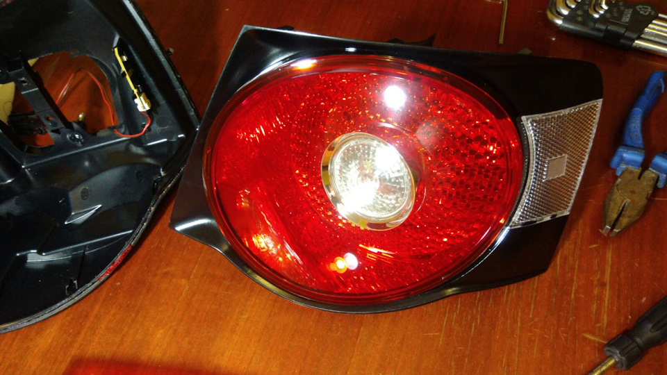 Жовті поворотники на Jetta MK5 USA 5