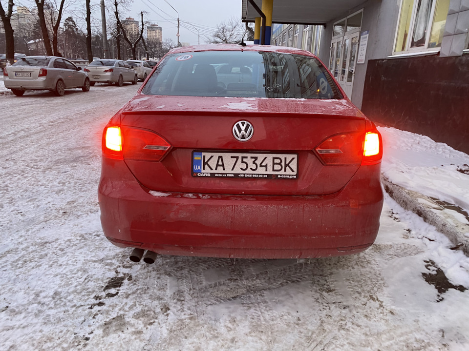 Майже жовті, але дуже яскраві поворотники! 4