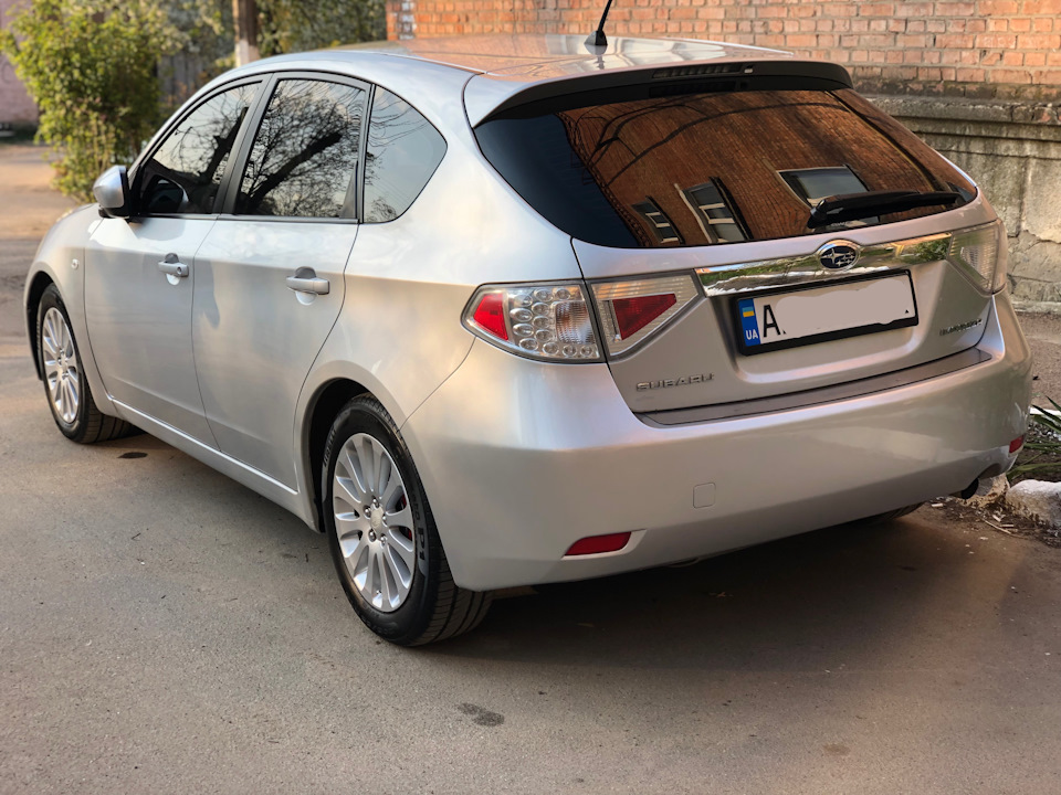 Про Subaru Impreza 2.0 автомат 2008 4